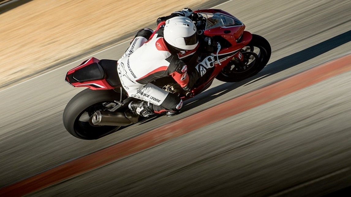 Bridgestone Battlax Racing R11