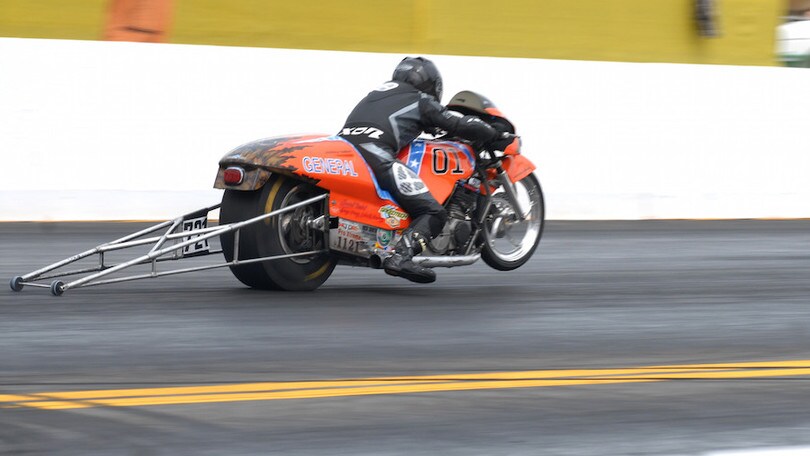 Drag racing, gommatura e grip