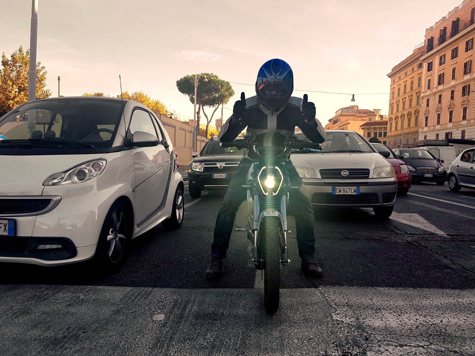 Nuovo etropolis Super Soco TS: il test in anteprima