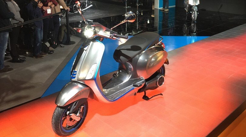 Vespa Elettrica, a Eicma il classico guarda al futuro