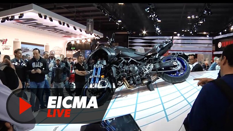 Yamaha Niken, la moto a 3 ruote irrompe a EICMA 2017