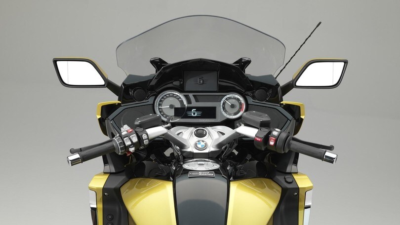 BMW K 1600 Grand America, le foto
