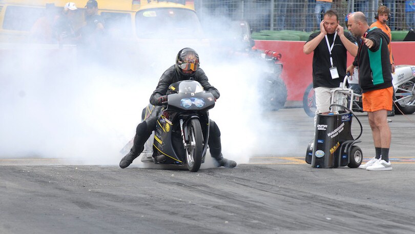 Drag-Racing, il burnout