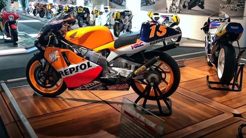 Rossi, Hailwood, Doohan e Marquez: Honda scopre i suoi “gioielli” - VIDEO