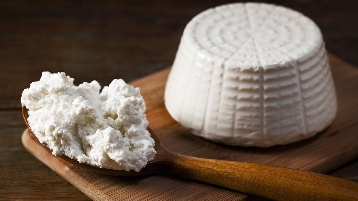 Dalla ricotta di Canino alla bagna cauda di Monale, il weekend si festeggia fuori porta