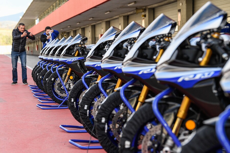 Prova Yamaha R1M 2018, primo contatto - LE FOTO