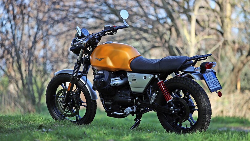 #SotoEsame Moto Guzzi V7 III (kit) Scrambler - LE FOTO
