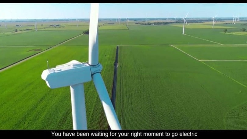 Kymco iOnex: il video del nuovo scooter elettrico