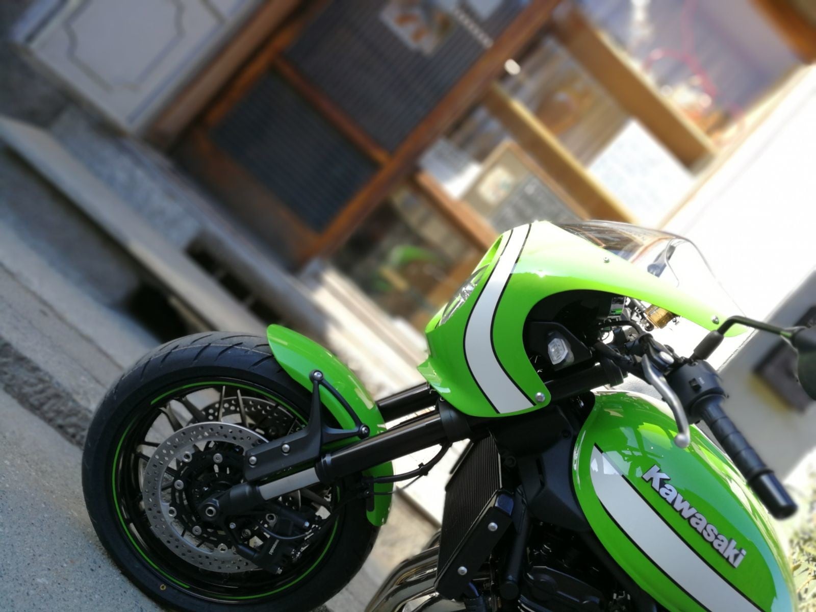 Prova Kawasaki Z900RS Cafe: primo contatto