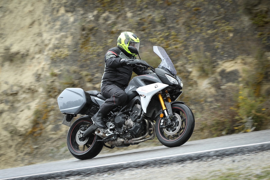 Prova Yamaha Tracer 900 e 900 GT: primo contatto