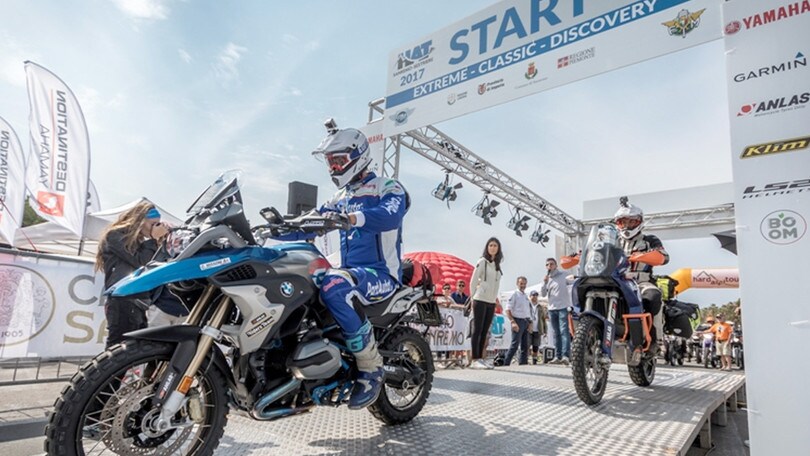 Hardalpitour si prepara a suonare la decima