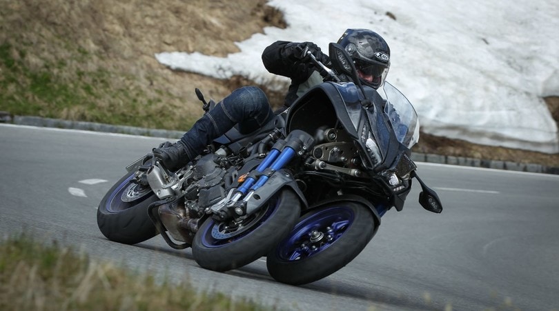 Prova Yamaha Niken: primo contatto