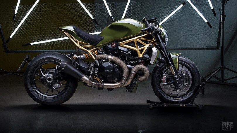 Ducati Monster 1200 R Gold, oro a 24 carati