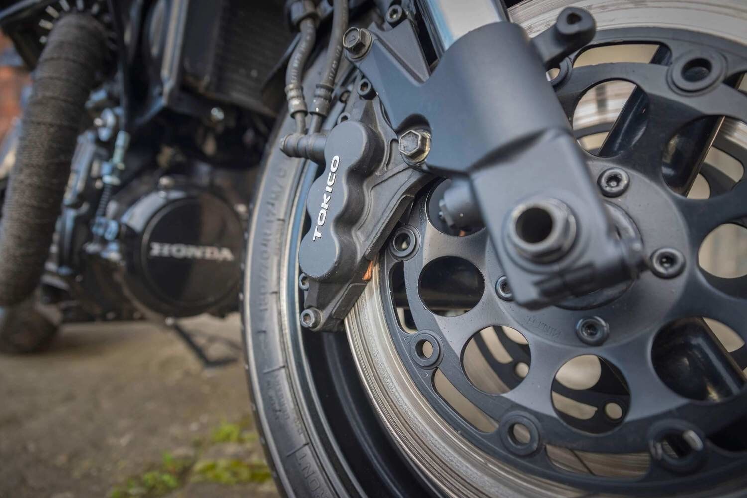 Honda Black Beauty by Ugly Motors - LE FOTO