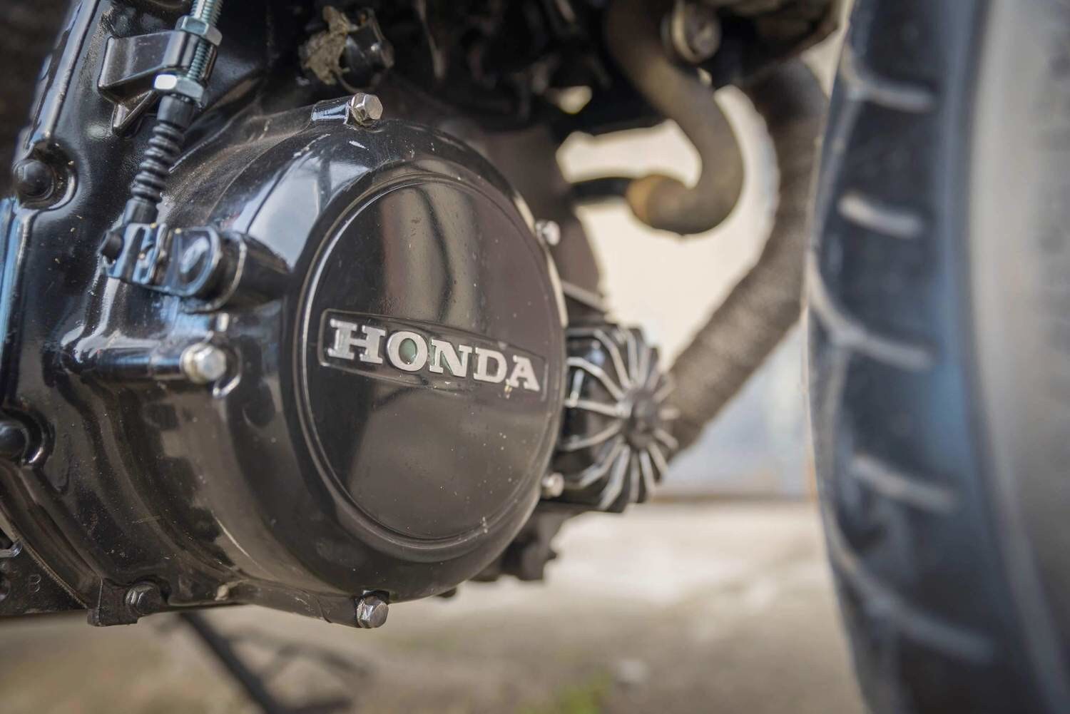 Honda Black Beauty by Ugly Motors - LE FOTO