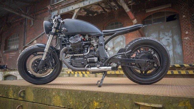 Honda Black Beauty by Ugly Motors - LE FOTO