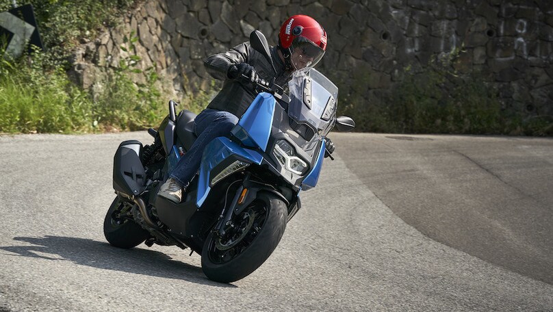 Prova BMW C 400 X: primo contatto