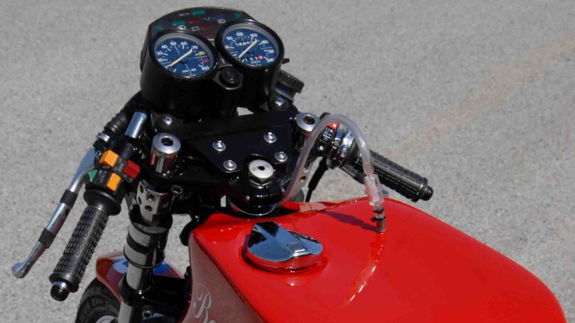 Benelli 900 Sei "special": foto