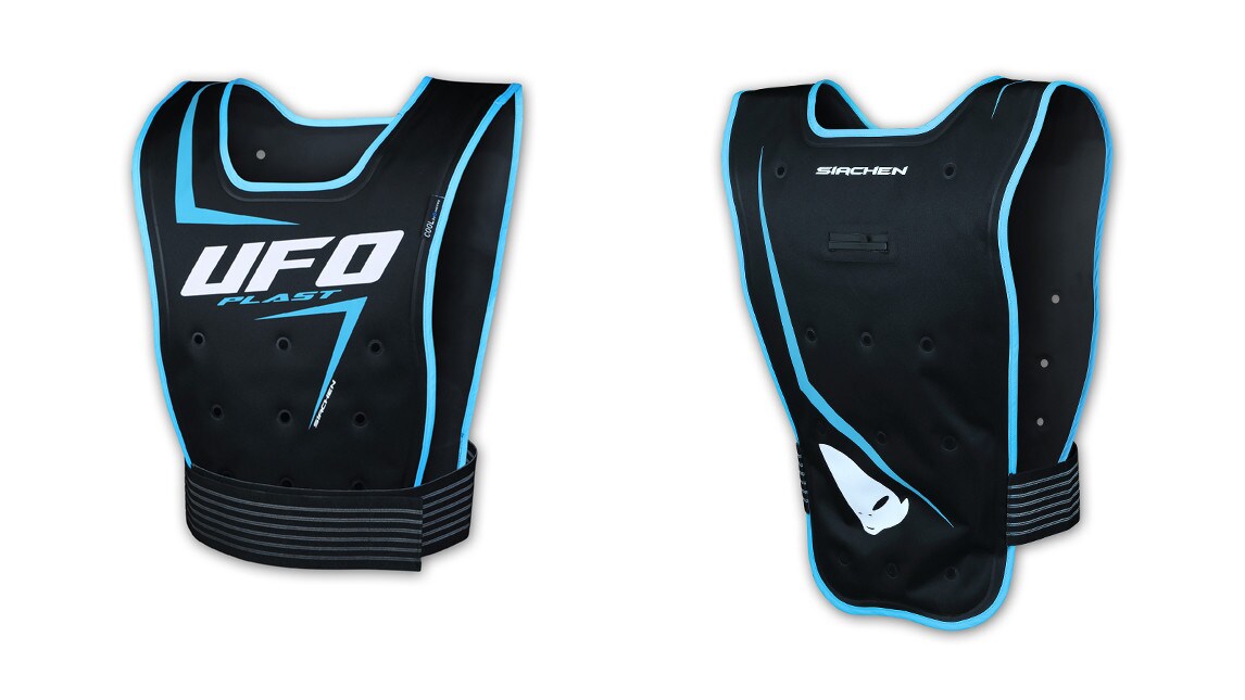 Ufo Plast e il gilet che rinfresca