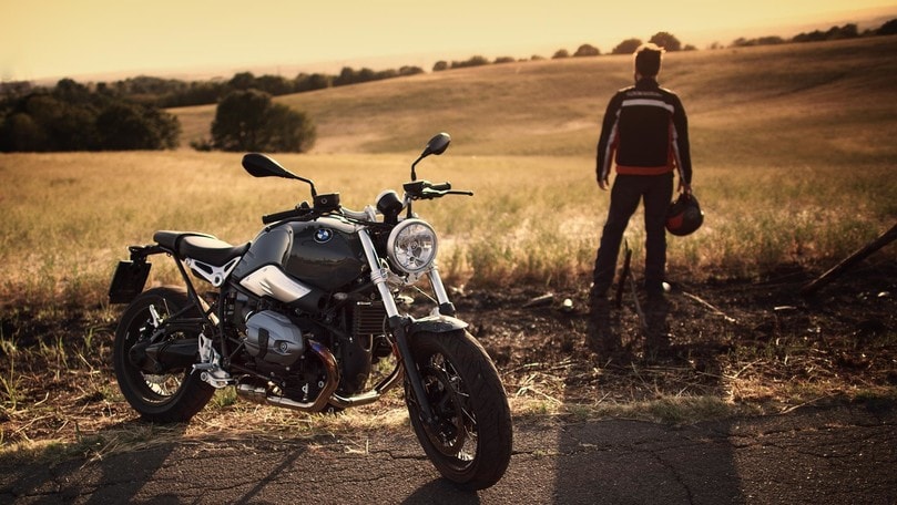 Perché andiamo in moto?