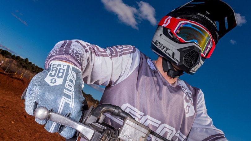 Scott in pista con la nuova collezione offroad