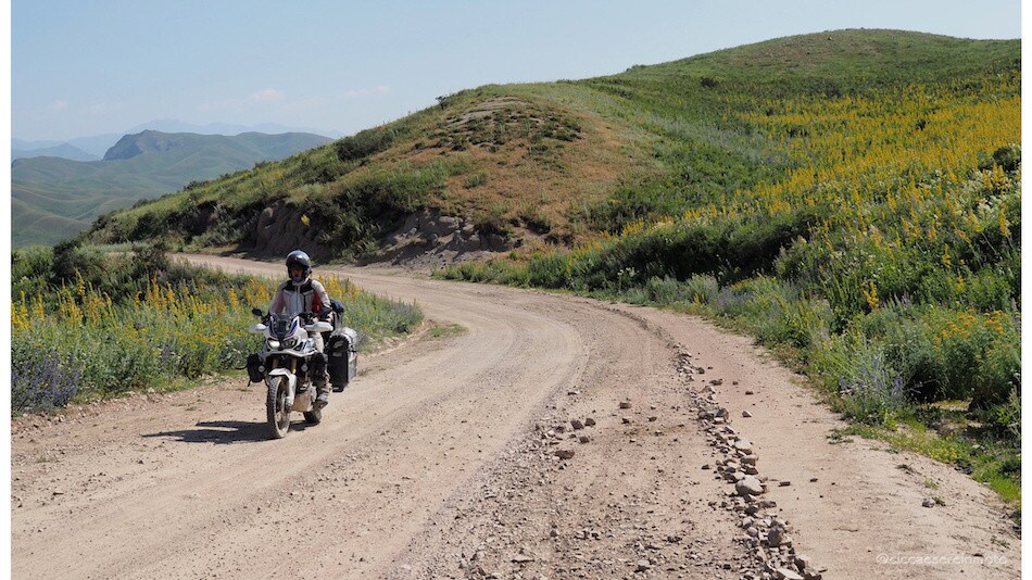 In moto dall’Asia centrale all’Italia - LE FOTO