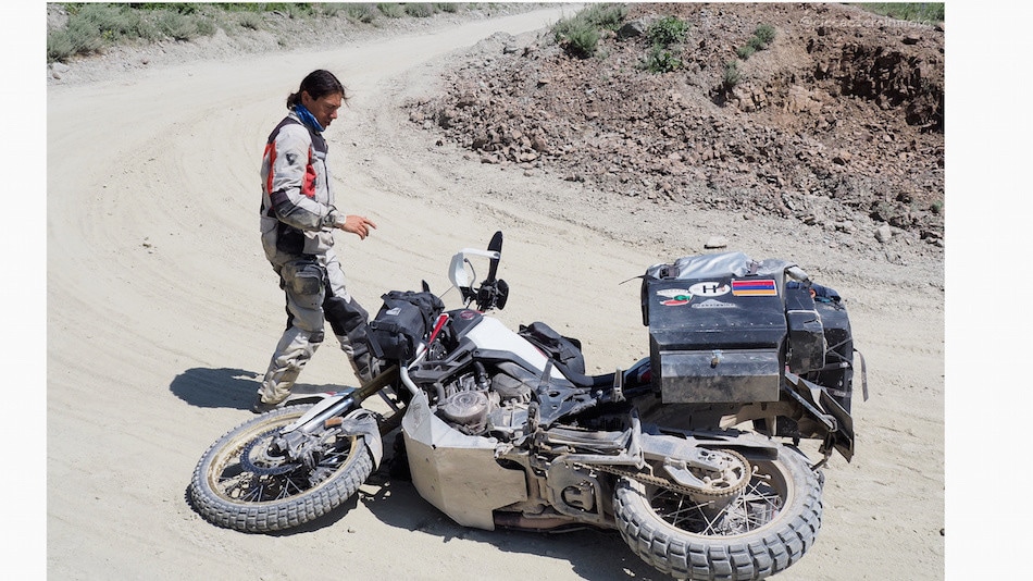 In moto dall’Asia centrale all’Italia - LE FOTO