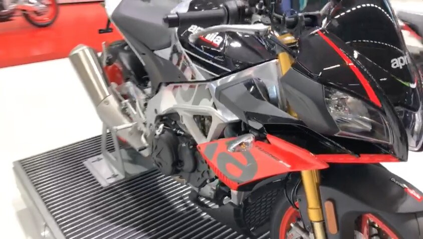 Aprilia Tuono V4 a Colonia 2018 | VIDEO LIVE