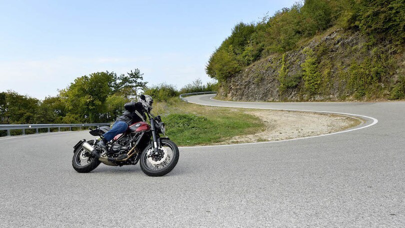 Benelli Leoncino Trail: primo contatto