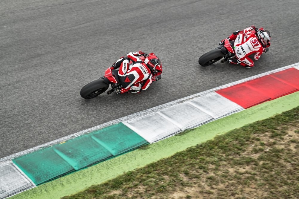 Ducati Panigale V4 R 2019 - LE FOTO