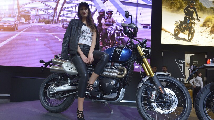 Triumph Scrambler 1200: le FOTO