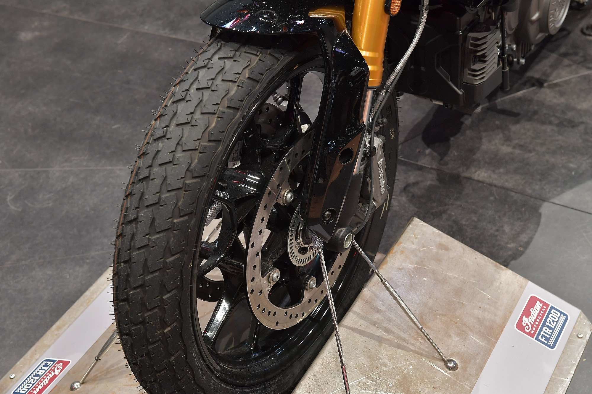 Indian FTR 1200 S, l'americana più attesa del Salone - le FOTO