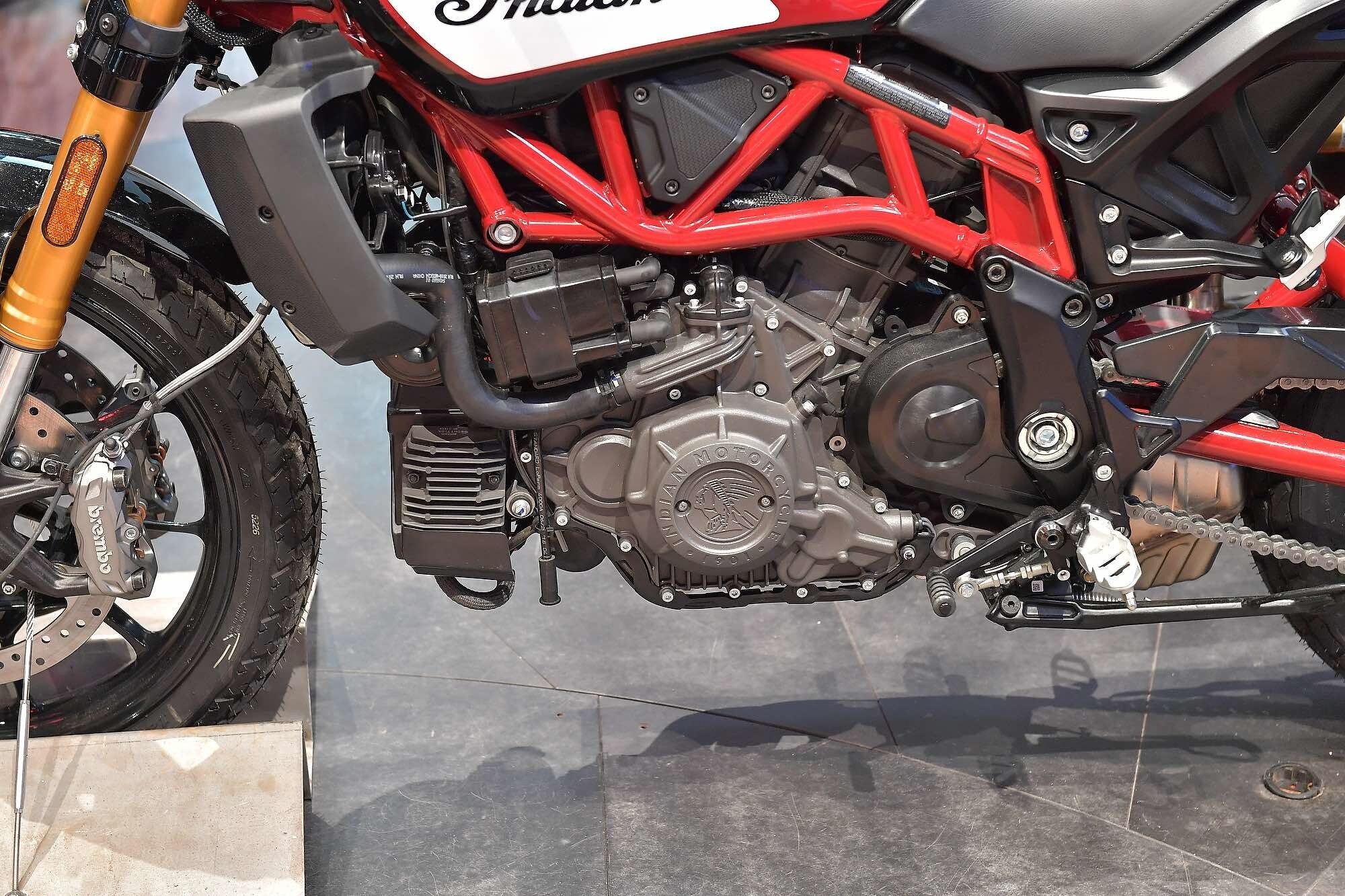 Indian FTR 1200 S, l'americana più attesa del Salone - le FOTO