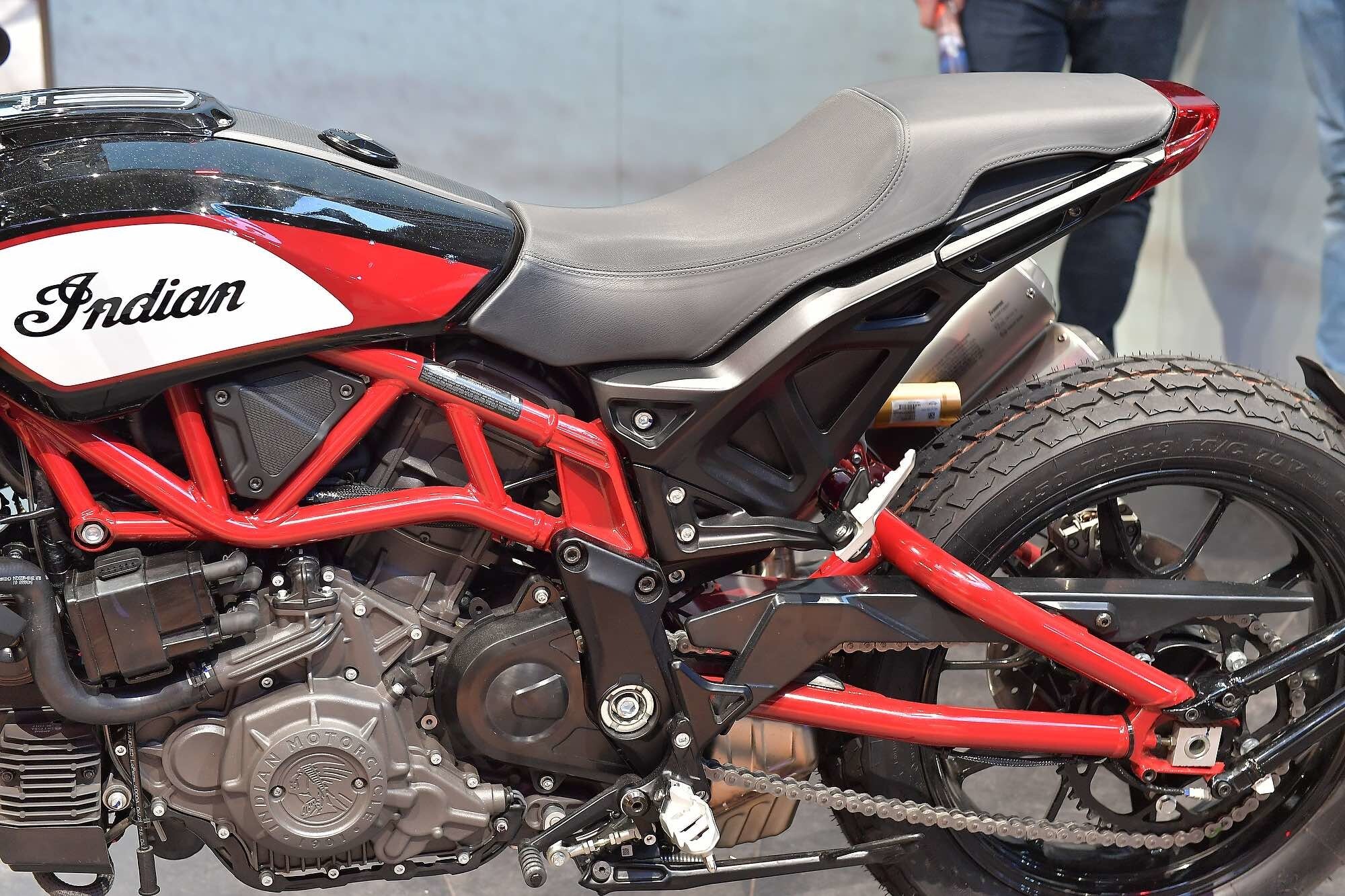 Indian FTR 1200 S, l'americana più attesa del Salone - le FOTO