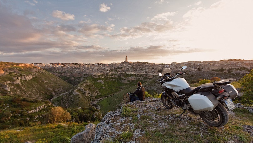 In moto da Aliano a Matera: una magia chiamata Lucania