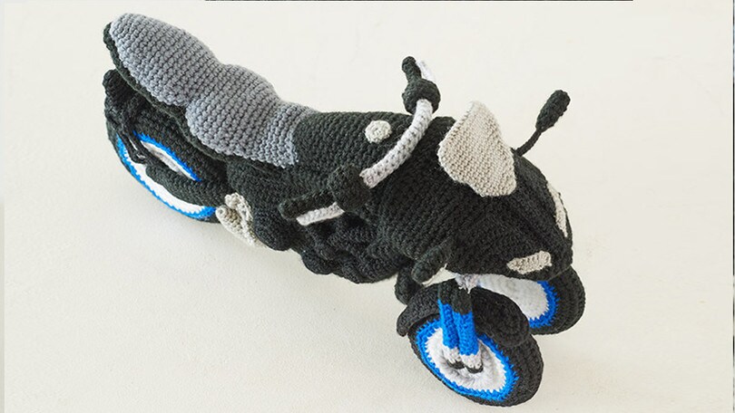 Yamaha insegna a fare la Niken a maglia