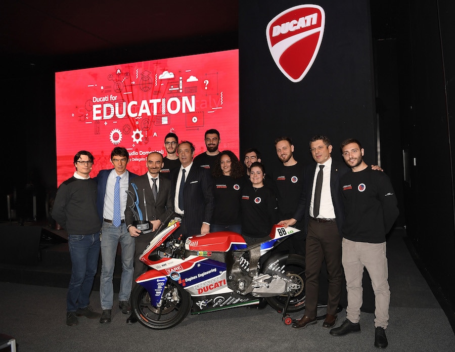La moto elettrica del Motostudent Team dell'università di Bologna