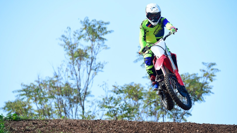 Prova Honda CRF450R: più potenza, stessa guidabilità