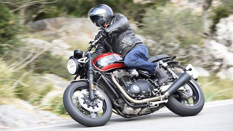 Prova Triumph Speed Twin 1200: primo contatto