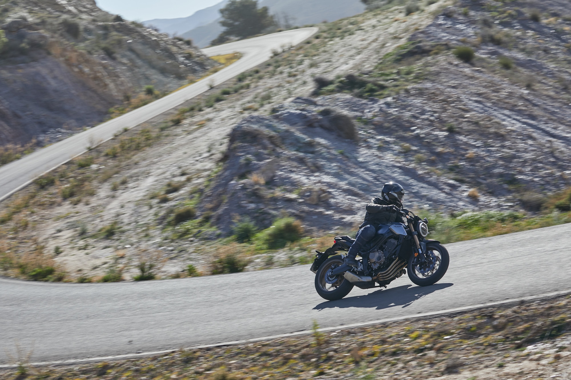 Honda CB650R e CBR650R: primo contatto