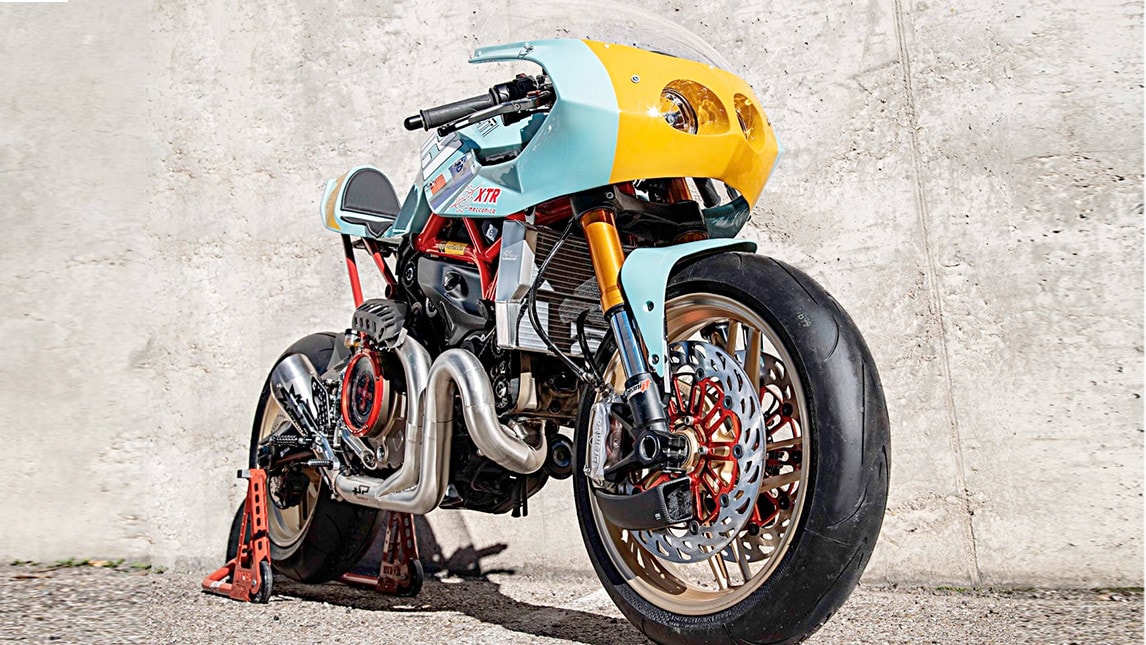 La Ducati Monster 821 diventa una 'Pantah'