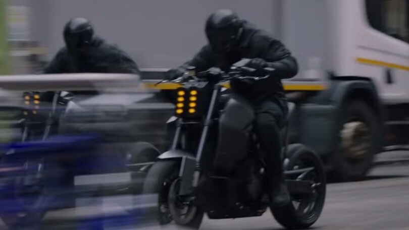 Hobbs and Show: i cattivi di Fast & Furious vanno in moto - LE FOTO