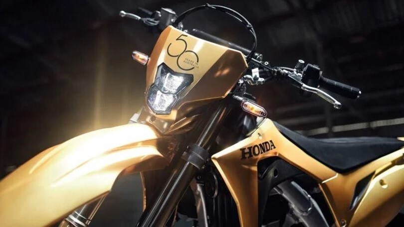 Honda Australia festeggia i 50 anni e sceglie l'oro - LE FOTO