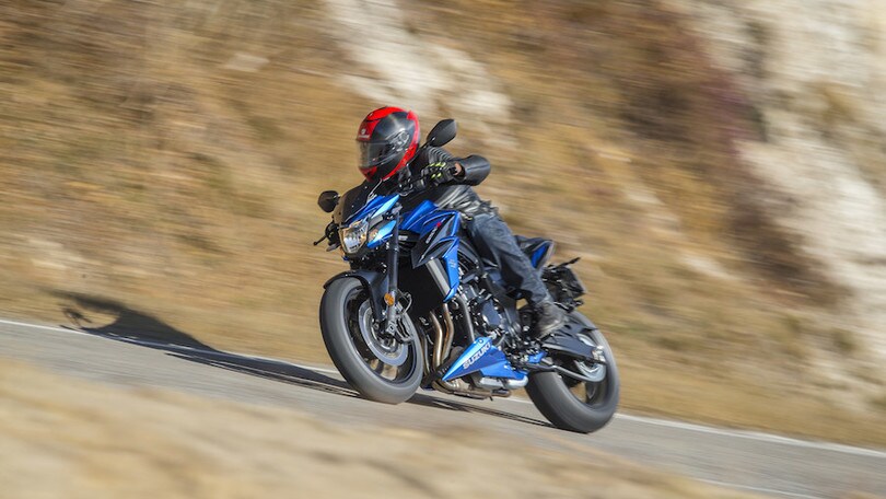 Suzuki GSX-S750 Yugen Carbon - LE FOTO