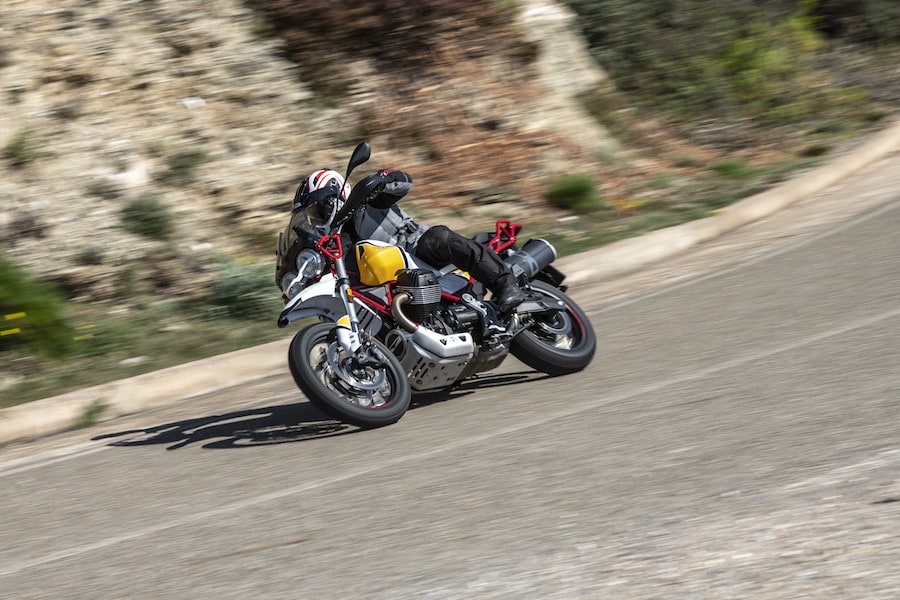 Test Moto Guzzi V85 TT: #SottoEsame