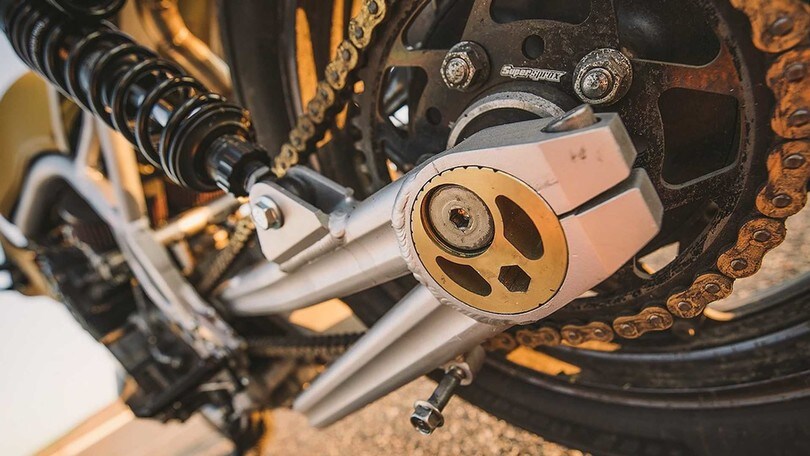 Suzuki Bandit by Icon 1000 - LE FOTO