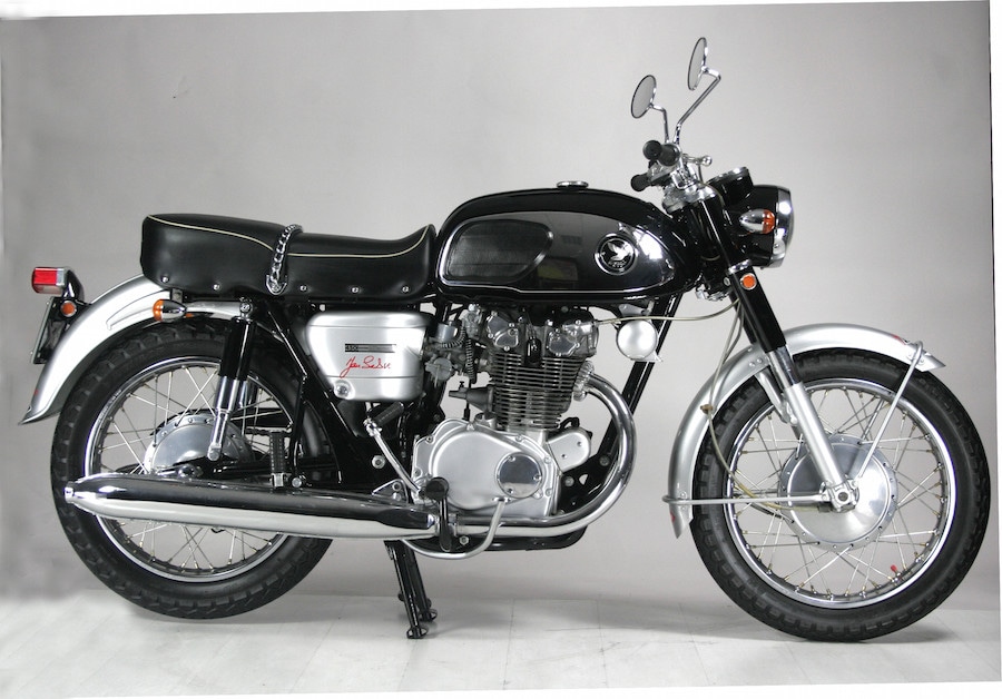Honda CB 450 Twin, black bomber