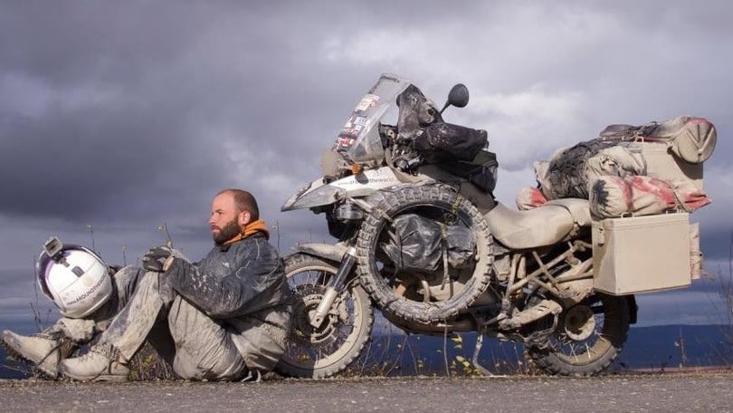 Bastien, in giro per il mondo con una BMW GS