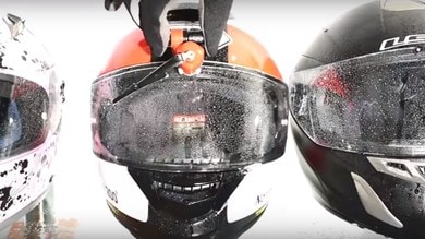 Wipey, il tergicristallo per casco - VIDEO