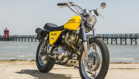 Norton Commando Yellow Cougar - LE FOTO